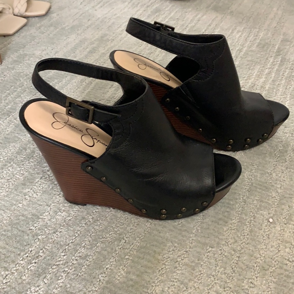 Jessica Simpson wedges